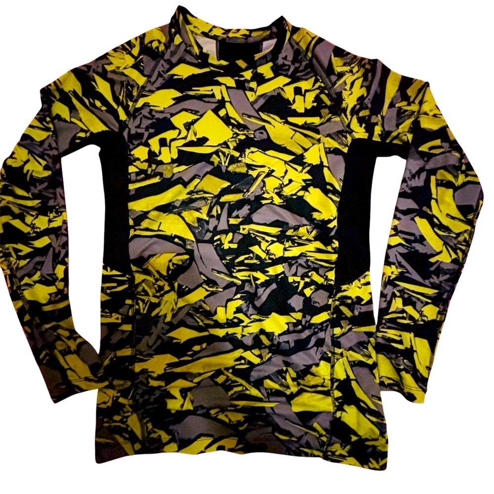 ✨$3 When bundled✨ neon shatter pattern reflective running Top 🍋‍🟩